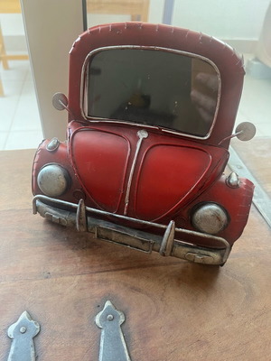 Car-shaped photo frame like new with car front design