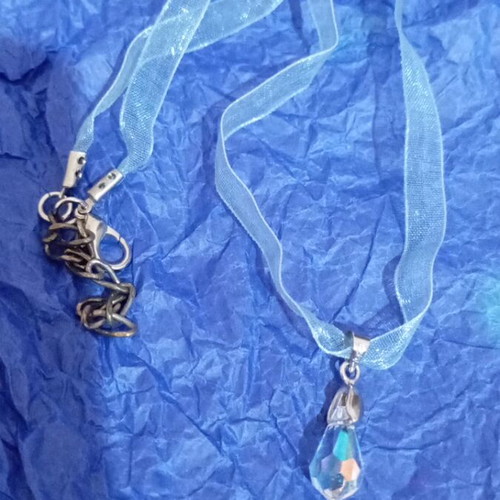 Pendant necklace Swarovski like new for women