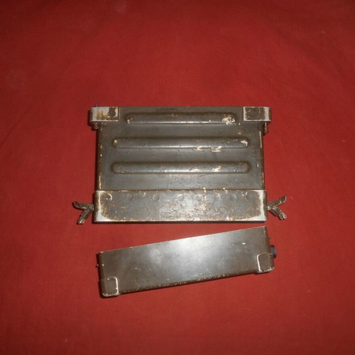 U.S.ARMY Aluminum Case with Battery Holder for PRC-77 Radio used Vietnam War