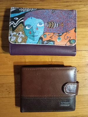 Vera Pelle wallets used, pack of 2, brown and purple