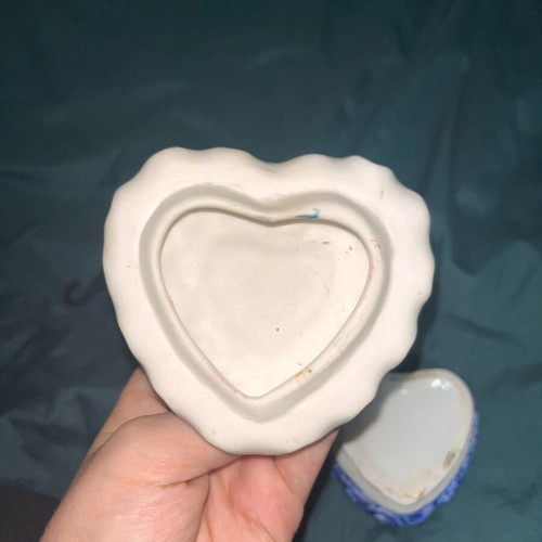 Decorative Heart-Shaped Carafe with Embossed Flowers like new