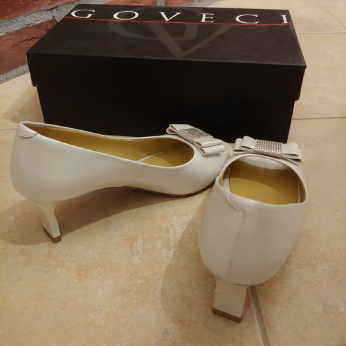 Goveci peep toe shoes like new with Swarovski elements, size 37, white pearly