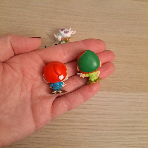 Doorables figures pack of 6 like new