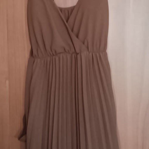 Brown dress small size, like new, 130 cm length, 100% polyester