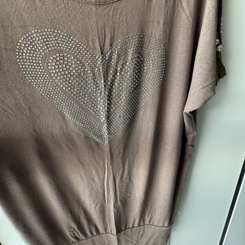 Brown blouse with rhinestone heart like new, size L