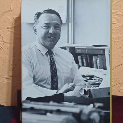 Those Swiss Money Men book like new by Ray Vicker