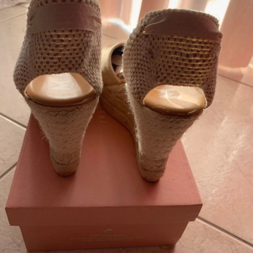 Manebi beige sandals size 40 like new