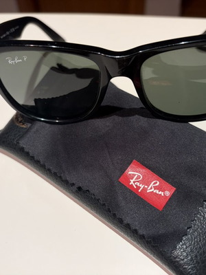 Ray Ban Wayfarer RB2140 Polaroid γυαλιά ηλίου μεταχειρισμένα, μαύρα