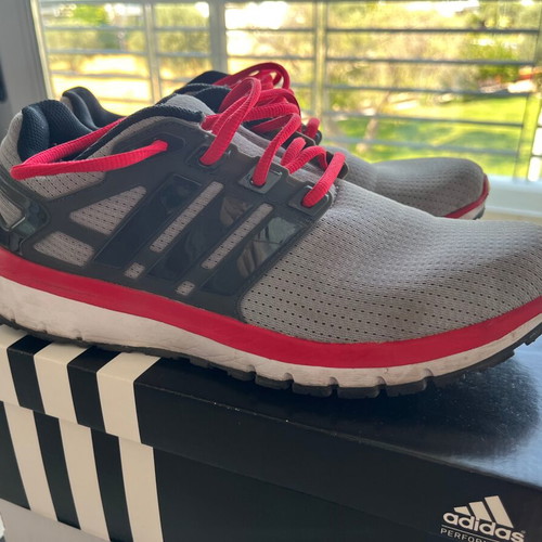 Adidas grey athletic shoes with red details, size 43 1/3