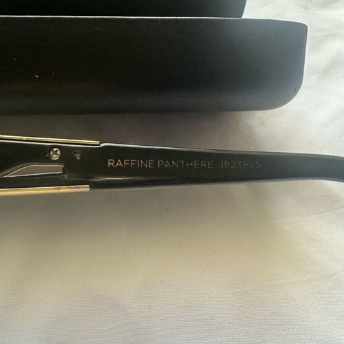 Le Specs Luxe Raffine Panthere butterfly sunglasses like new, black and gold