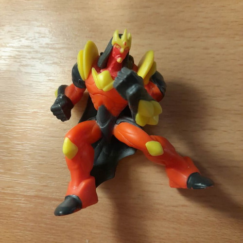 Gormiti Lord Keryon figure like new (Lord of Fire)