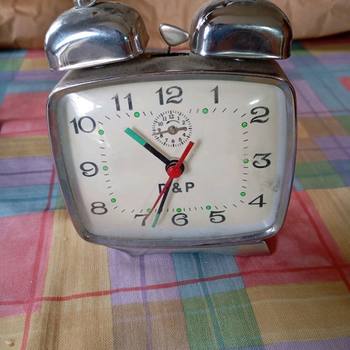 Ξυπνητήρι κουρδιστό μεταλλικό vintage μεταχειρισμένο