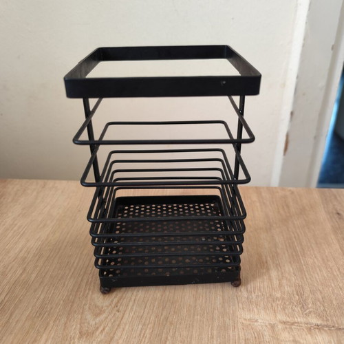 Metal organizer used, black color