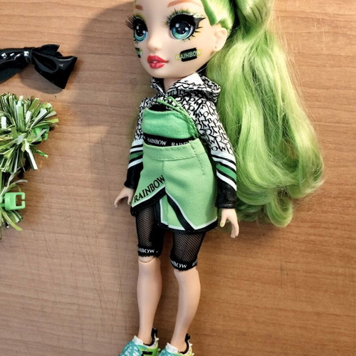 Rainbow High Cheer Jade Hunter doll like new