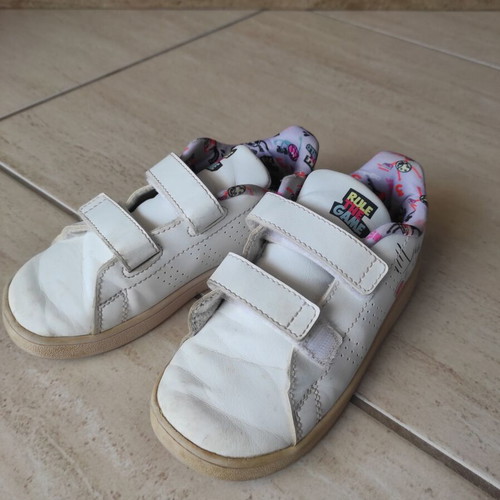 Adidas sneakers sport size 27 like new
