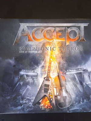 Accept Symphonic Terror Live 2017 CD like new, metal