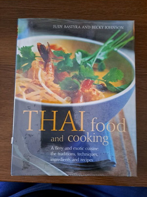 Thai Food and Cooking book like new, English
