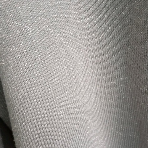Lame blouse like new, silver with v-neck, size L