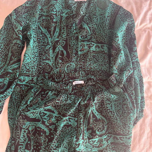 SheX set lightweight for all seasons like new, green