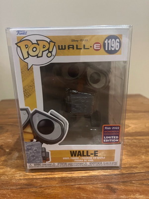 Funko Pop! Wall-E 1196 Limited Edition mint condition