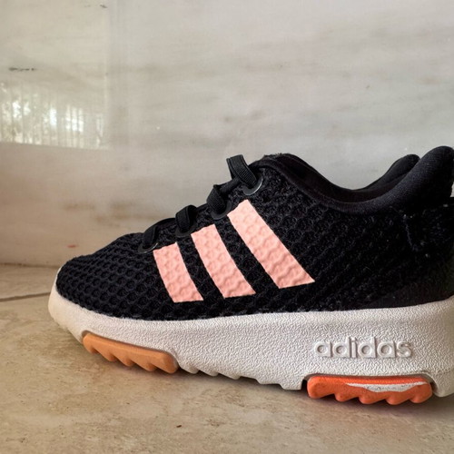 Adidas sports shoes No21 like new