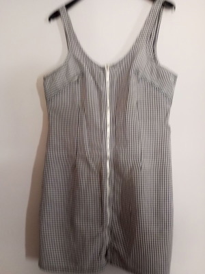 Women's dress with front zipper, white and gray