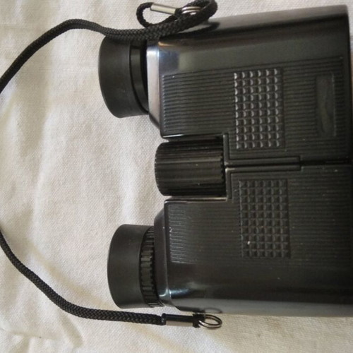 Nikon binoculars like new