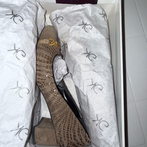 Gianna Kazakou pumps size 38 like new, beige leather
