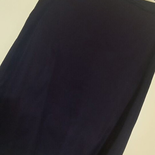 Cinema elastic satin skirt like new, black, knee-length