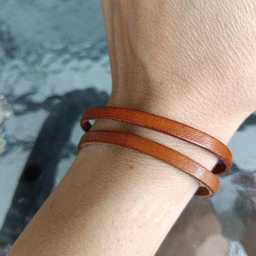 Leather bracelets like new, genuine from Florence, brown