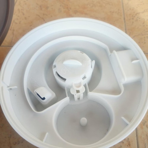 DeLonghi Steam Humidifier with Microdrop Technology used