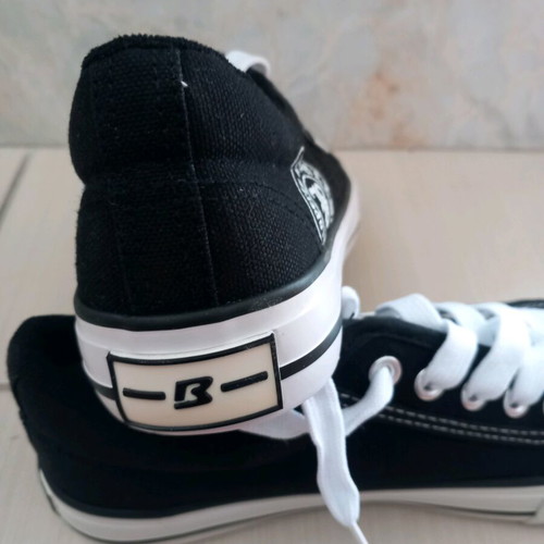 Bulldozer canvas shoes new, black, size 37