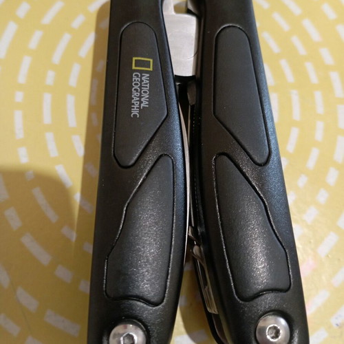 National Geographic 13-in-1 multifunctional tool new