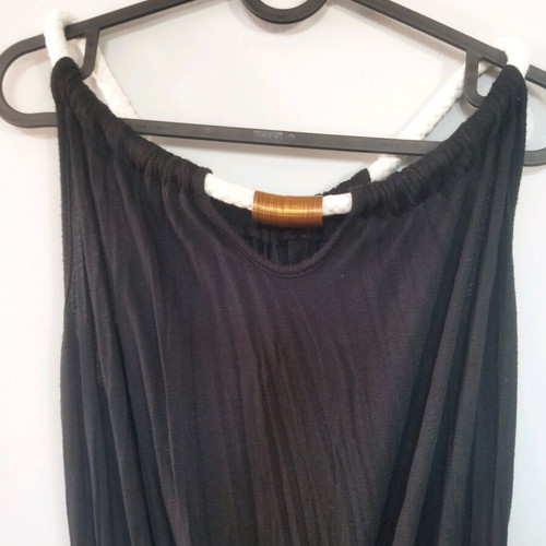 Maxi summer dress like new, black and white with bronze detail