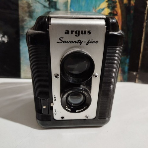 Argus Seventy-Five vintage camera used, probably not working