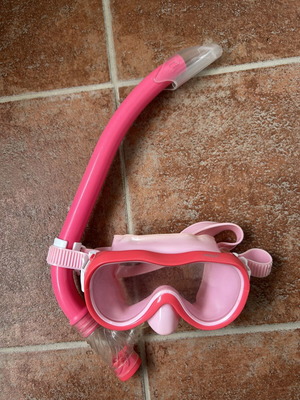 Children's snorkeling mask and snorkel used