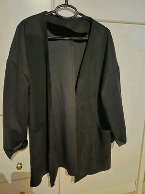 Γυναικείο ανοιξιάτικο πανωφόρι Zara σαν καινούργιο, μαύρο, μέγεθος M