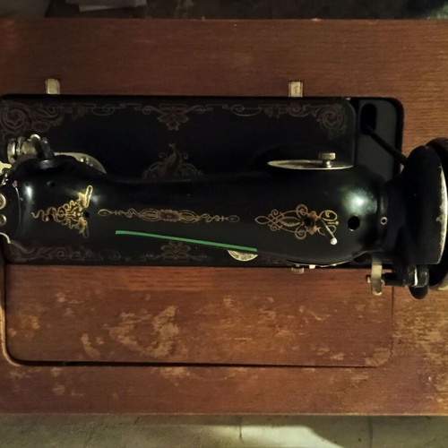Union vintage sewing machine used