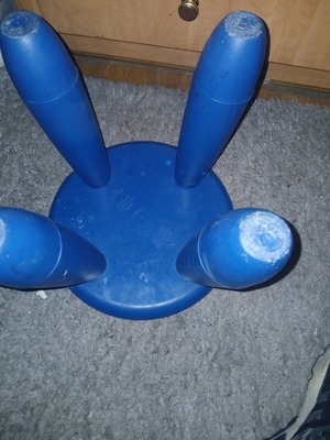 Children's stool blue like new