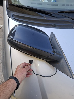 Audi Q5 8R right side mirror used