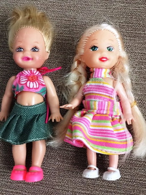 Barbie mini dolls Chelsea and Kelly like new