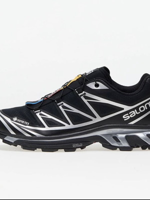Salomon XT6 athletic shoes size 40, black