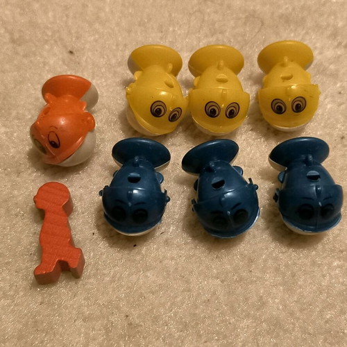 Pieces from various board games used, pack