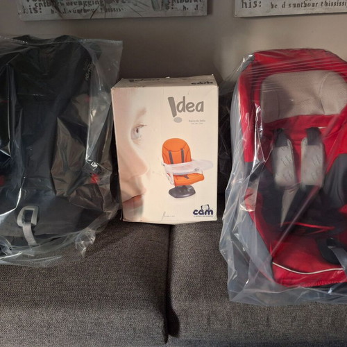 Chicco, Britax and Cam car seats like new with ISOFIX