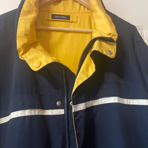 Nautica reversible men's jacket like new, waterproof and windproof, blue and yellow
