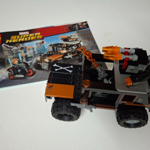 Lego used, Marvel Super Heroes 76050