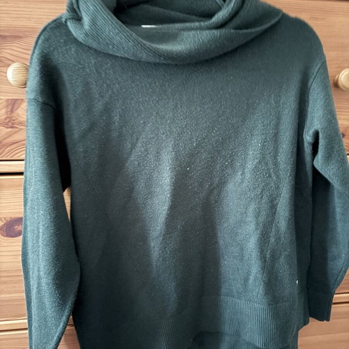 Trui size S like new, green sweater
