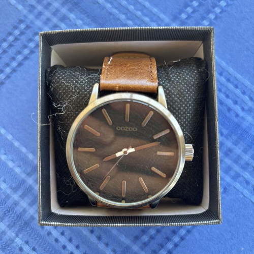 Oozoo wristwatch like new, brown, men's