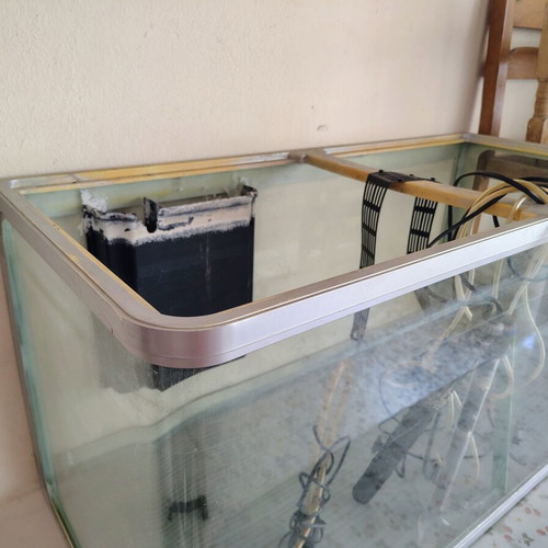 Aquarium 100lt used with accessories