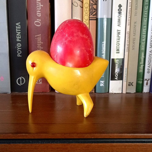 Vintage collectible kiwi with alabaster egg used
